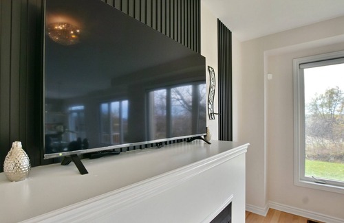 Collingwood House | A Grand 3 Bed Room Detached Home in Collingwood for a Relaxed Stay.