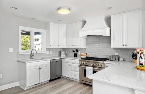 Cornelius House | A Grand Family Retreat