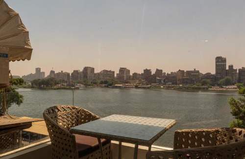 Al Manial Apartment | A great nile view apartment 2