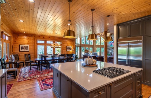 Boone Cabin | A High Country Retreat - Luxury Boone home on 10 acres with hot tub & pool table