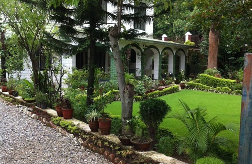 Bullawala Villa | A Home Away From Home in the lap of the Himalayas