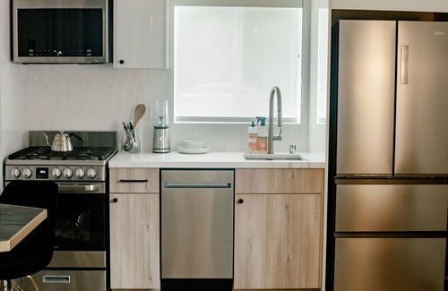 West Hollywood Apartment | A home away from home - West Hollywood