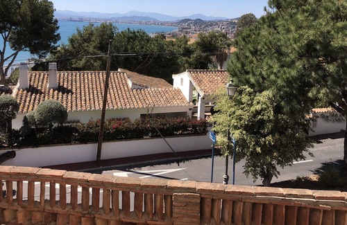 El Candado Apartment | A home-from-home with stunning views fibre-optic broadband + UK and Spanish TV