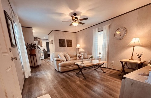 Middle Grove House | A home retreat in the mountain of Middle Grove, NY just 20 mins from Saratoga