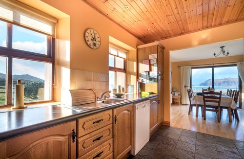Dunquin House | 'A House to Live for -View to Die for'.