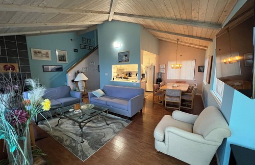 Bodega Bay House | A House With a Panoramic View of The Bay