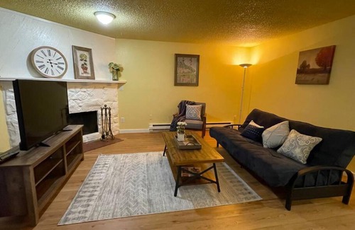 Totem Lake Apartment | A Jewel in Totem Lake Kirkland Washington!