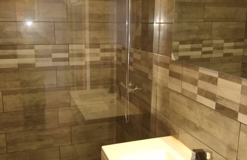 Nolay Apartment | A journey through the vineyards, 17 kms from Beaune