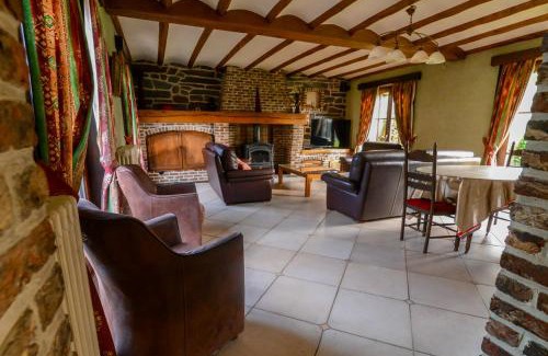 Pecq House | A l'Etang du Trieu