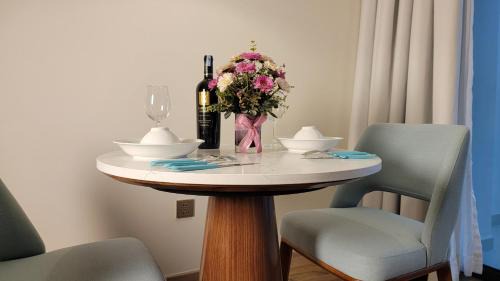 Bai Chay Apartment | A La Carte - Modern Residence