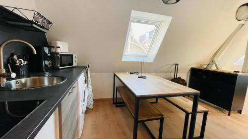 Nord - Gare Apartment | A la Clef - Charmant studio proche gare et centre - Idéal PRO & Couple - WIFI