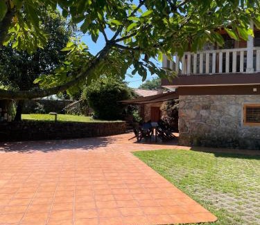 Ponteareas House | A Leira