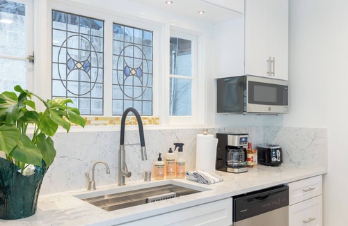 Hollywood Hills West House | A-Lister by AvantStay | Hollywood Hills Luxe Group Escape w/Pool
