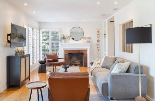 Hollywood Hills West House | A-Lister by AvantStay Hollywood Hills Luxe Group Escape w Pool