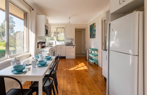 Culburra Beach House | A little beach front cottage