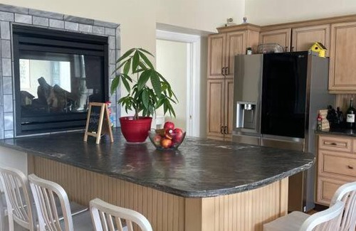 Milford Apartment | A little place in the Sun