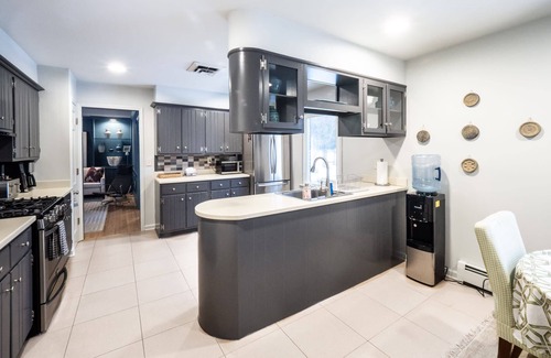 Rhinebeck House | A+ Location: Easy Access To Downtown & Outdoors