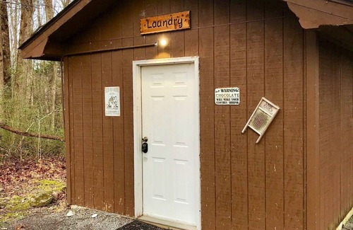 Rocky Grove Cabin | A Love Shack