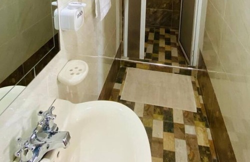 Guadalajara de Buga Apartment | ¡A media cuadra de la Basílica del señor de los milagros!