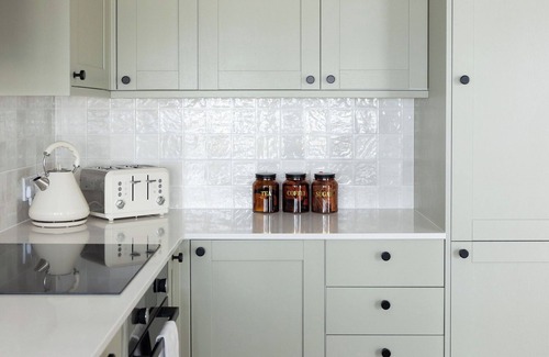 Lyminster House | A modern 2 bedroom cottage located close to Arundel and Litthampton
