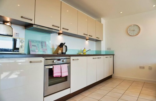 Portsmouth Apartment | A modern apartment, fully equipped with everything for a comfortable stay