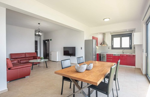 Stavros Villa | A modern villa with pool, jacuzzi, sauna and gym and breathtaking sea view