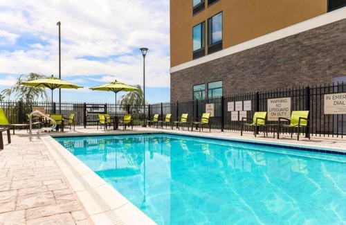 Fremont House | A NEW ALL-SUITE HOTEL IN THE HEART OF SILICON VALLEY