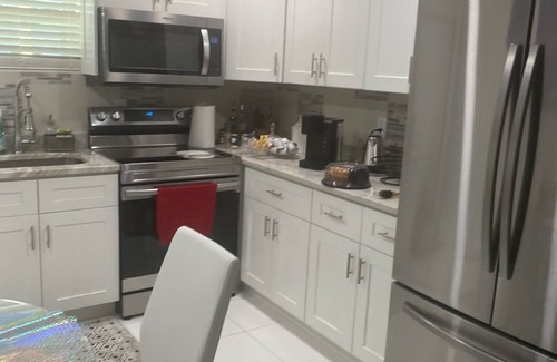 Jensen Beach House | A new, modern, and luxurious 2-bedroom house, Unit B.