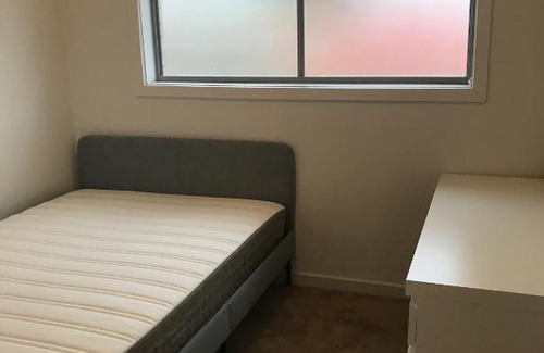 Campbelltown House | A nice new room