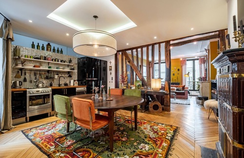 Pigalle Apartment | A Pastoral Scene in Pigalle, by Veeve