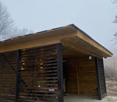 Albesti Ski Chalet | A pe lac