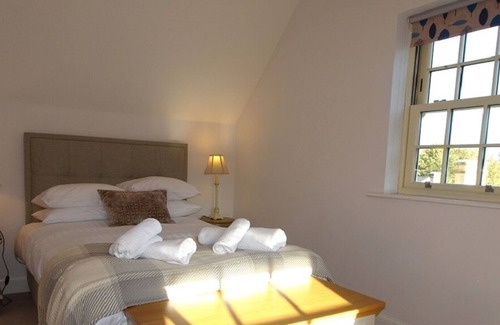 Woodstock House | A Perfect Home only a stones throw from Blenheim Palace.