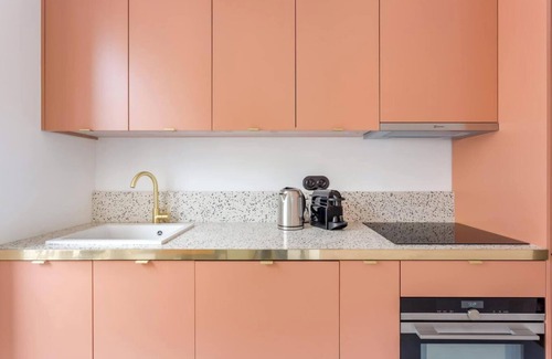 Saint-Merri Apartment | A PERFECT PARISIAN GETAWAY IN A PERFECT LOCATION – RUE DU TEMPLE