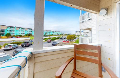 Morehead City Apartment | A Place At The Beach 130