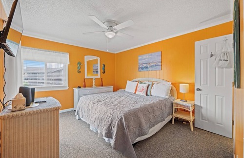 The Dunes Apartment | A Place at the Beach V 208 - Beach Across Street