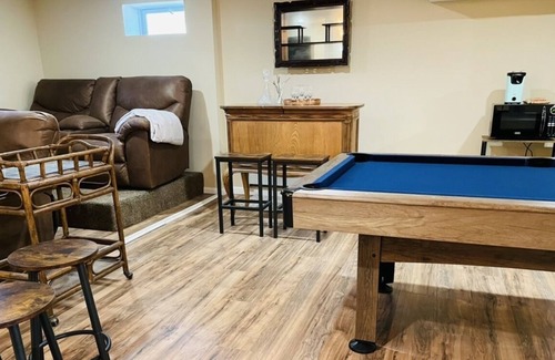 Mountain Dale House | A Place for Friends, Families, and Lovers