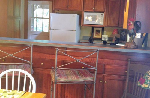 Graysville Cabin | A place to retreat from the world while watching the sun set!