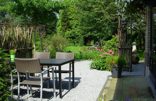 Kelpen-Oler House | A Pleasant Stay at " Logies Taverne." nearby Roermond, Thorn/Pool & Garden