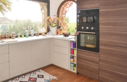 Pignan House | A pleasant vacation home for a great family vacation in Hérault.