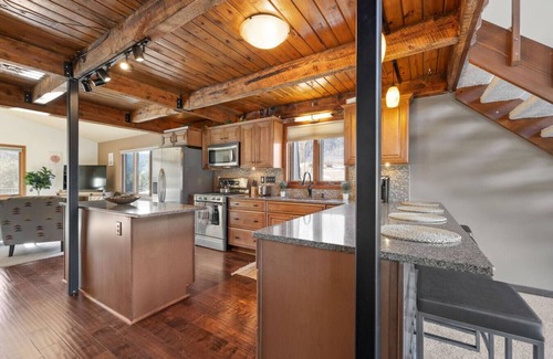 Sturgis Cabin | A private, breath-taking cabin experience you won't forget!