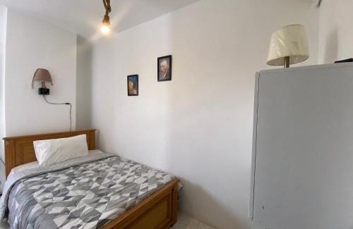 Taqseem Laselky House | A private room by the rooftop
