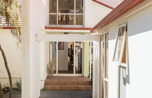 Wanstead Other | A quiet, secluded farm residence.