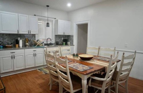 Smith Hill Apartment | A rare gem near downtown prov