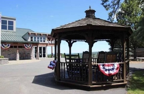 Lackawaxen House | A Refined Retreat, Perfect for Couples or Families