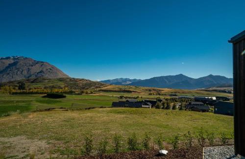 Jacks Point House | A Remarkable Stay - Jack's Point Holiday Home
