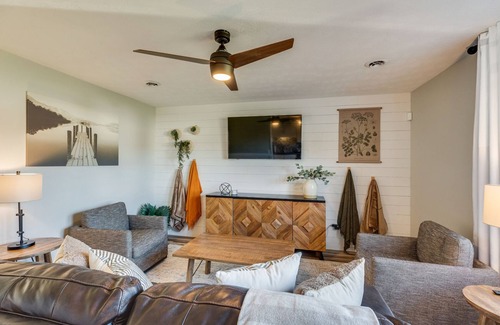 Elizabethton Condo | "A River Runs Near It" 3 Bedroom Newly Renovated Condo