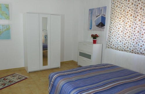Le Castella House | a room in the picturesque village of Le Castella