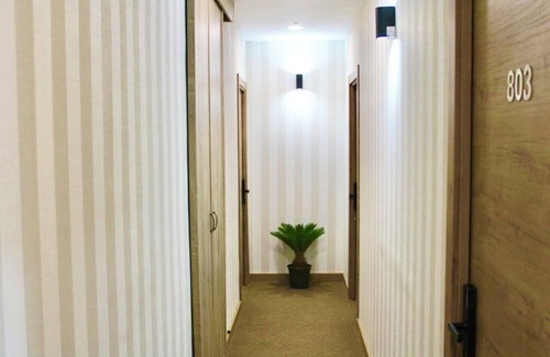 Literary Quarter Apartment | A room with a private bathroom,fridge,coffee maker,TV,in the heart of Madrid.