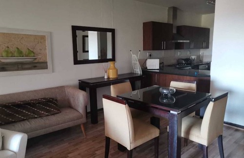 Sandown Apartment | A safe, modern family space 5-min away from the Famous Sandton City