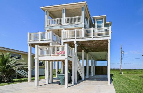 Bermuda Beach House | A Salty Kiss